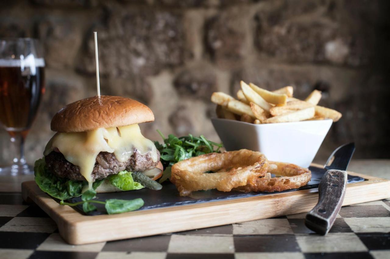 Hotel The Deddington Arms Esterno foto