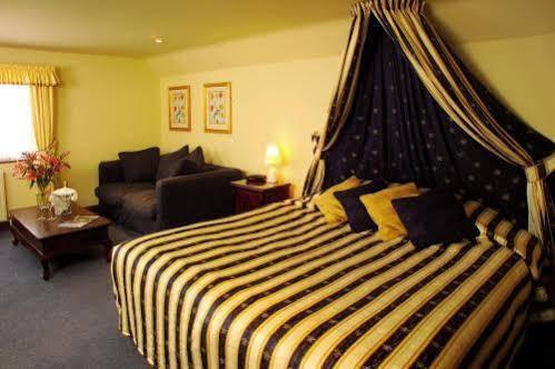 Hotel The Deddington Arms Esterno foto